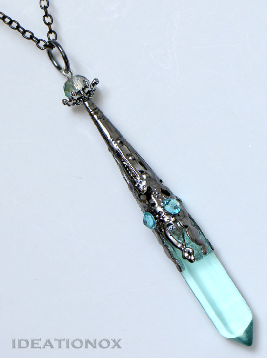 SOLD OUT Crystal Spear Necklace